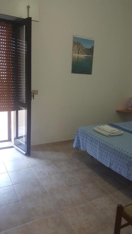 Casa Vacanza Costa Rossa Vista Mare Trinità dʼAgultu Exterior foto